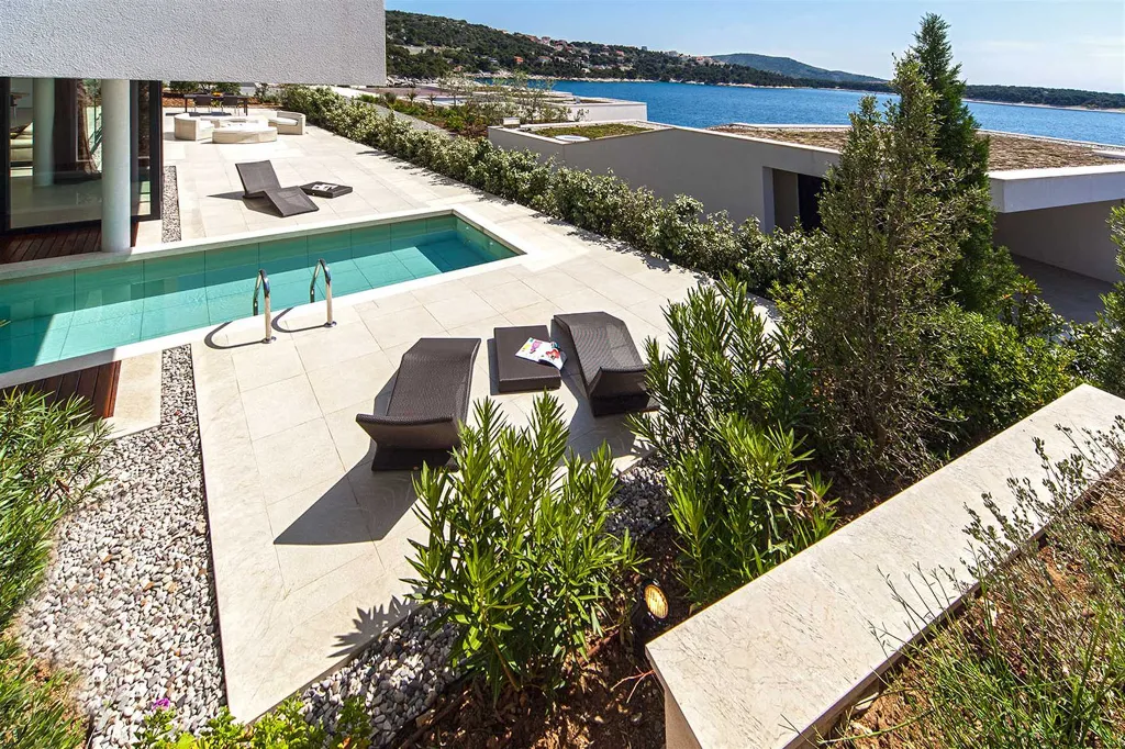 Seafront Villa with Pool in Primošten