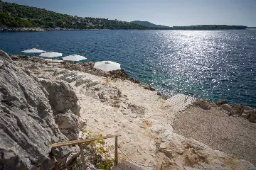 Seafront Villa with Pool in Primošten