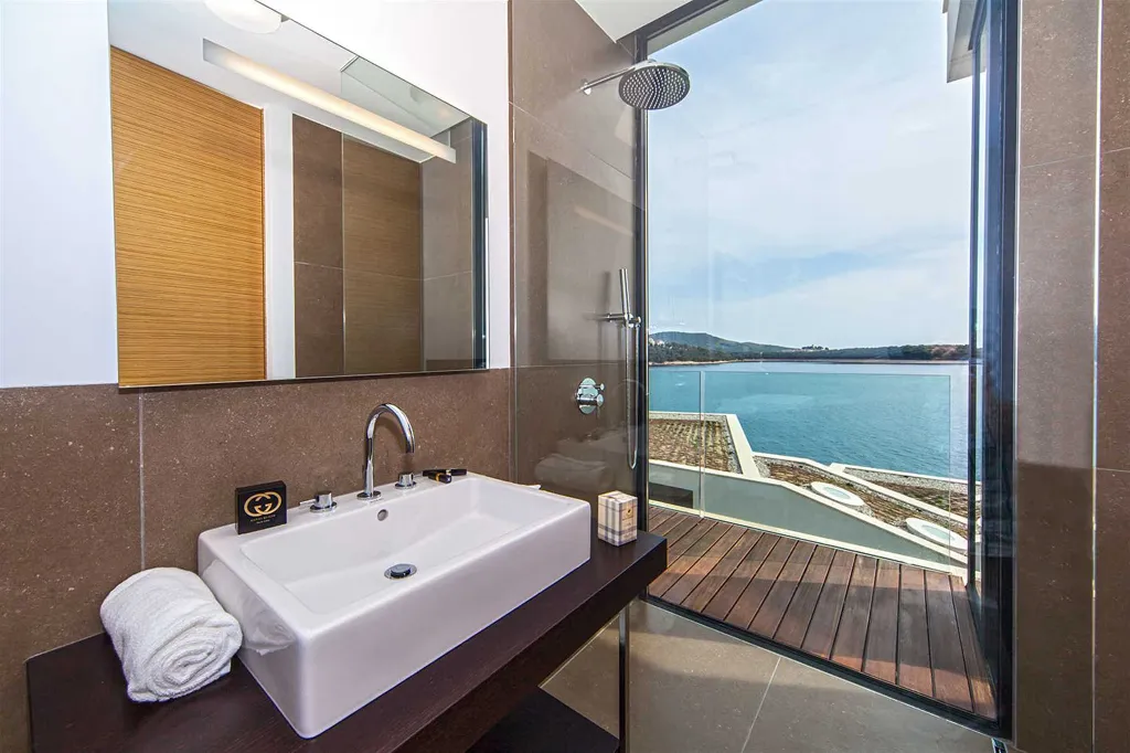 Contemporary Seaside Villa with Indoor Pool, Primošten