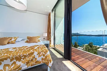 Modern Seaside Villa with Pool in Primošten