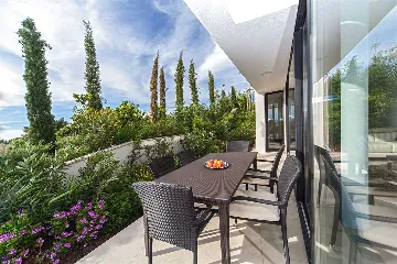 Seaside Apartment Retreat Primošten