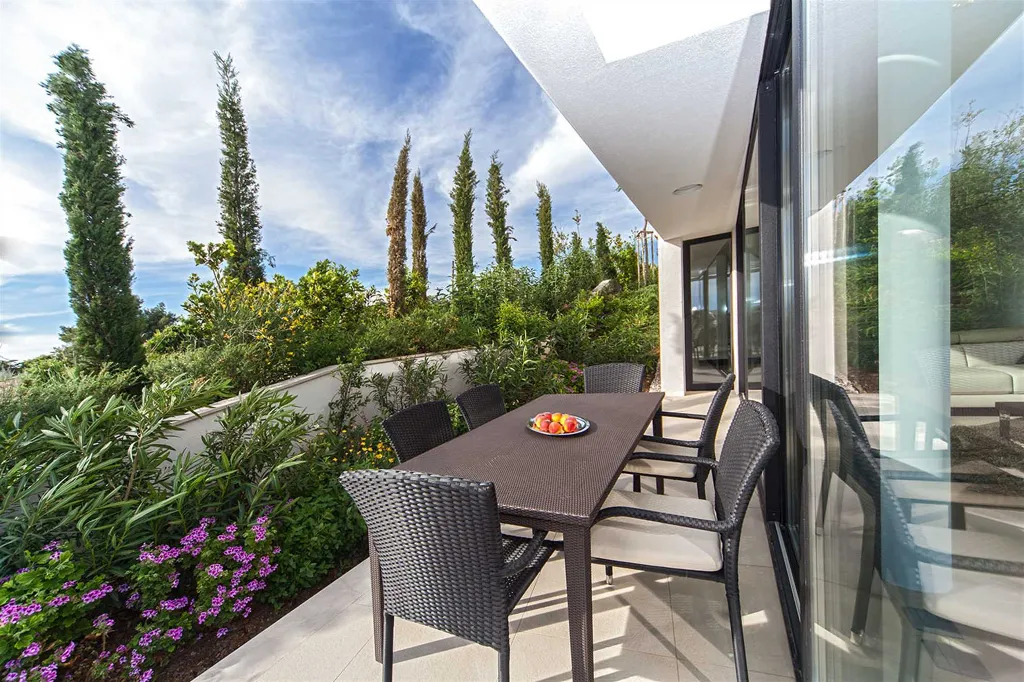 Seaside Apartment Retreat Primošten