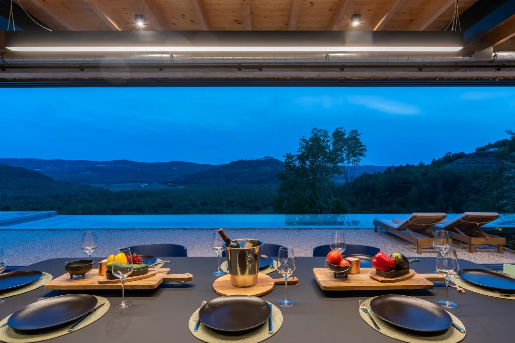 Contemporary Villa with Pool in Golubići