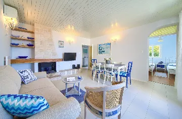 Contemporary Villa with Pool near Beach in Malinska