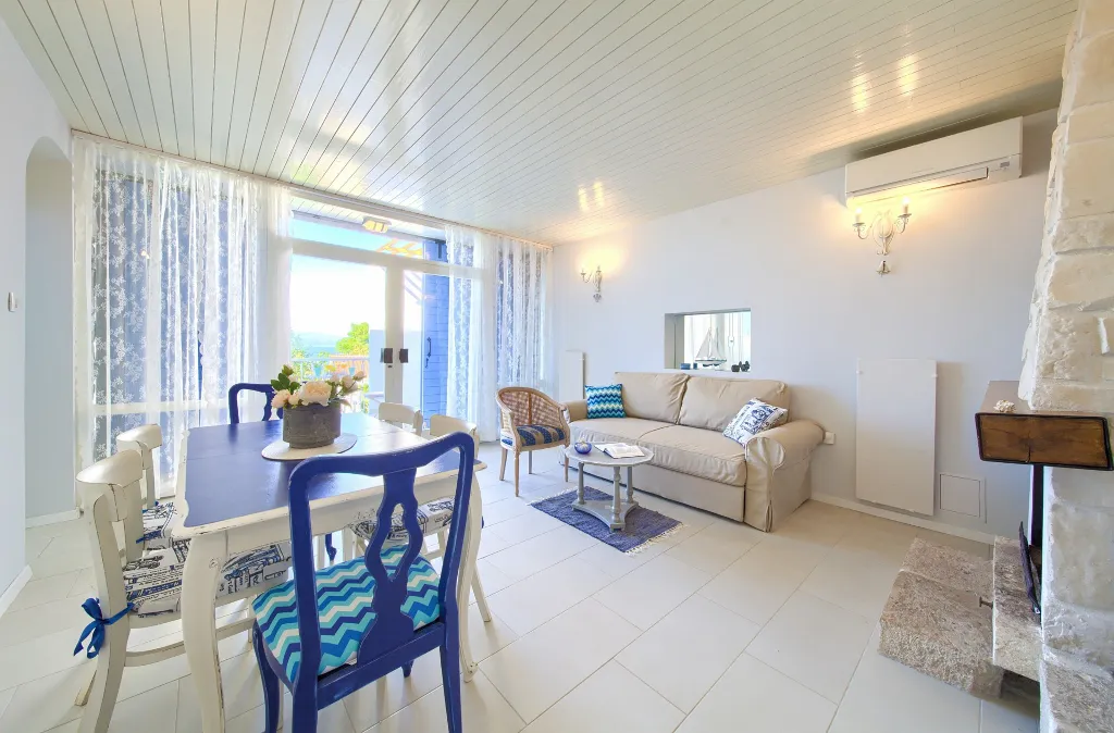 Contemporary Villa with Pool near Beach in Malinska