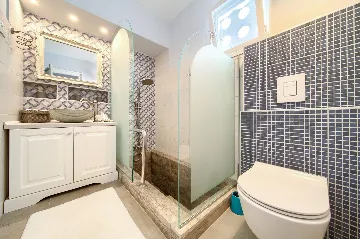 Contemporary Villa with Pool near Beach in Malinska