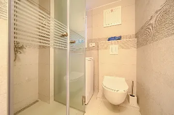 Contemporary Villa with Pool near Beach in Malinska