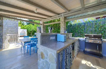 Contemporary Villa with Pool near Beach in Malinska