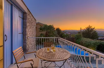 Contemporary Villa with Pool near Beach in Malinska