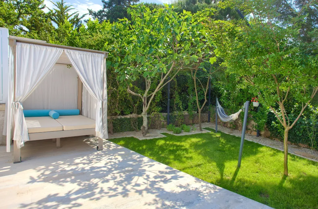 Contemporary Villa with Pool near Beach in Malinska