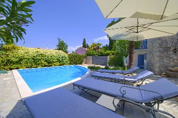 Contemporary Villa with Pool near Beach in Malinska