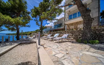 Seafront Stone Villa with Infinity Pool in Selca