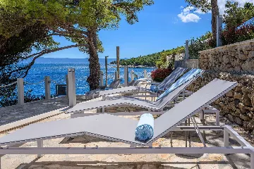 Seafront Stone Villa with Infinity Pool in Selca