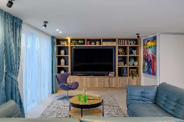 Seafront Stone Villa with Infinity Pool in Selca