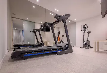 Seafront Stone Villa with Infinity Pool in Selca