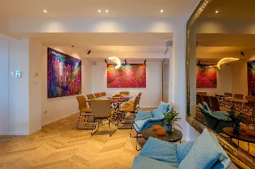 Seafront Stone Villa with Infinity Pool in Selca