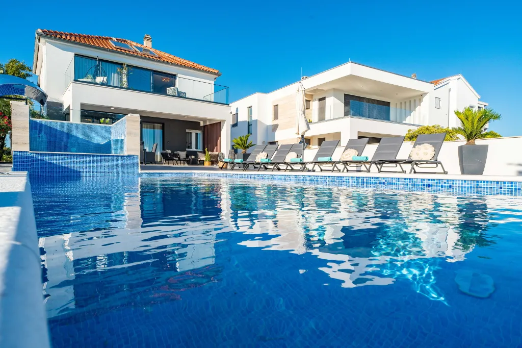 Beachfront Family Villa with Pool in Sukošan