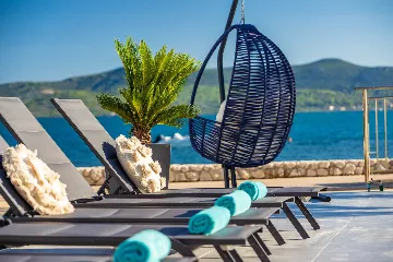 Beachfront Family Villa with Pool in Sukošan