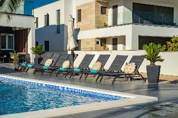 Beachfront Family Villa with Pool in Sukošan