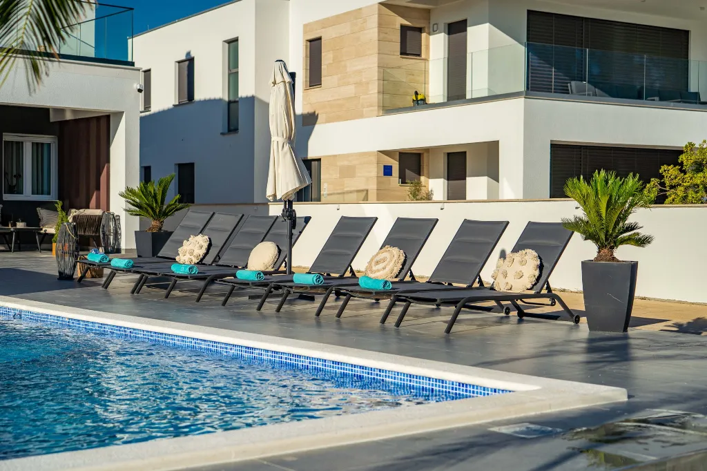 Beachfront Family Villa with Pool in Sukošan