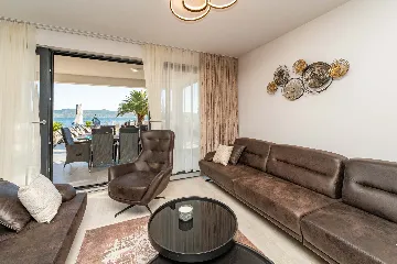 Beachfront Family Villa with Pool in Sukošan