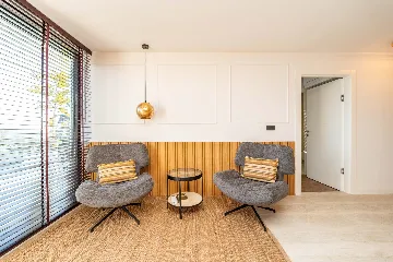 Beachfront Family Villa with Pool in Sukošan