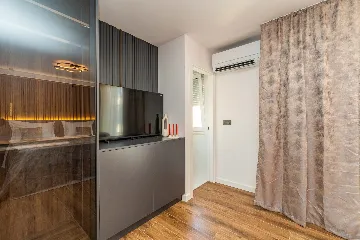 Beachfront Family Villa with Pool in Sukošan