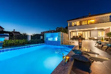 Beachfront Family Villa with Pool in Sukošan