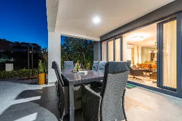 Beachfront Family Villa with Pool in Sukošan