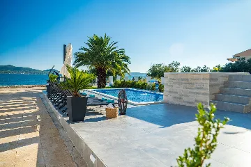 Beachfront Family Villa with Pool in Sukošan