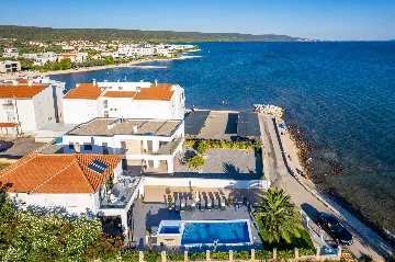 Beachfront Family Villa with Pool in Sukošan