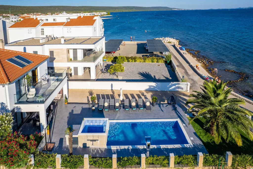 Beachfront Family Villa with Pool in Sukošan