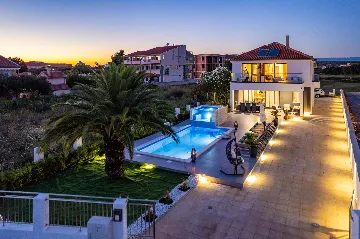 Beachfront Family Villa with Pool in Sukošan