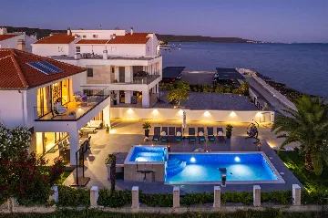 Beachfront Family Villa with Pool in Sukošan