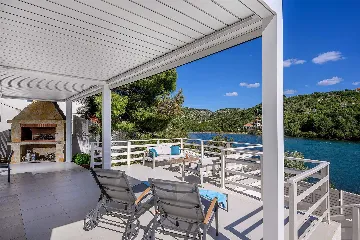 Seaside Villa Retreat with Pool in Bobovišća