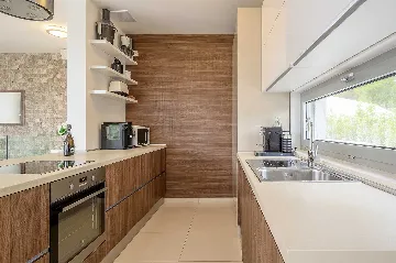 Seaside Villa Retreat with Pool in Bobovišća