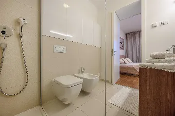 Seaside Villa Retreat with Pool in Bobovišća