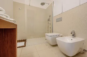 Seaside Villa Retreat with Pool in Bobovišća