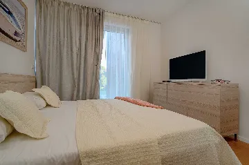 Seaside Villa Retreat with Pool in Bobovišća