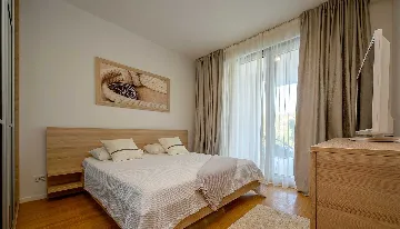 Seaside Villa Retreat with Pool in Bobovišća