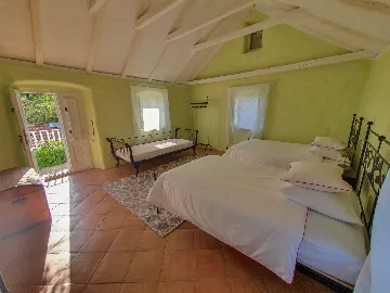 Spacious Villa Retreat with Pool in Jelsa