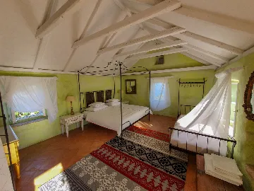 Spacious Villa Retreat with Pool in Jelsa