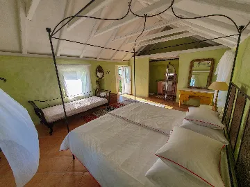 Spacious Villa Retreat with Pool in Jelsa