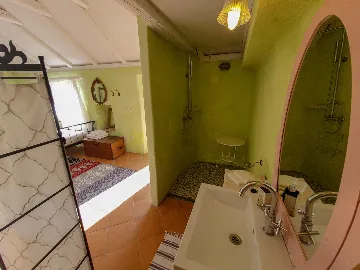 Spacious Villa Retreat with Pool in Jelsa