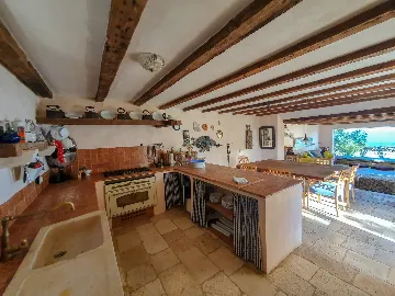 Spacious Villa Retreat with Pool in Jelsa