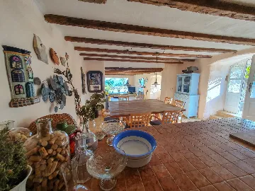 Spacious Villa Retreat with Pool in Jelsa