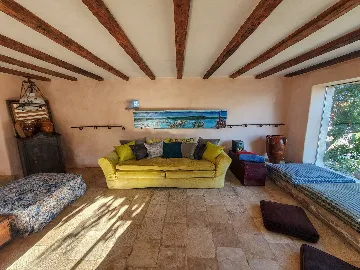 Spacious Villa Retreat with Pool in Jelsa