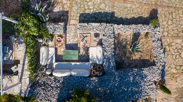 Spacious Villa Retreat with Pool in Jelsa