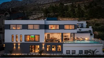 Modern Poolside Villa Retreat in Split