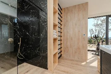 Modern Family Villa with Pool in Vodice